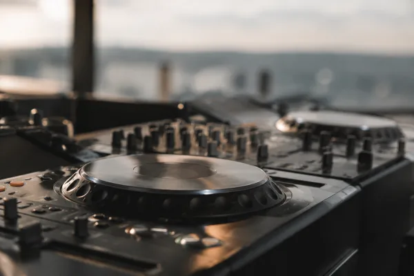 Dj Tech Tools for Beginners: A Complete Guide