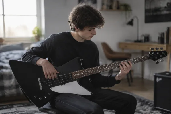 Explorer Bass Guitar for Beginners: A Complete Guide