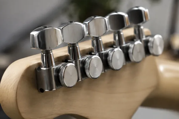 Fender Locking Tuners: A Complete Buyer's Guide