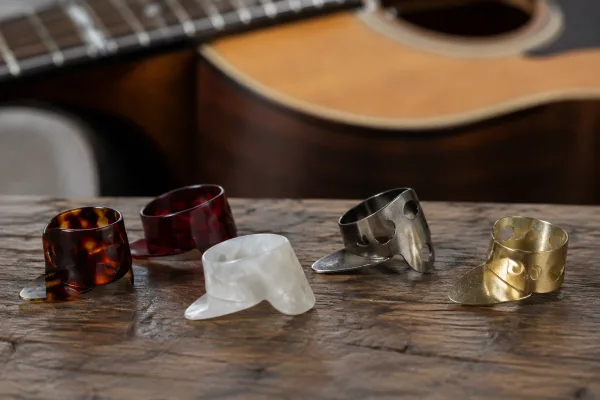 Thumb And Finger Picks: A Complete Buyer's Guide