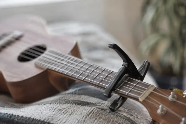 Capo For A Ukulele for Beginners: A Complete Guide