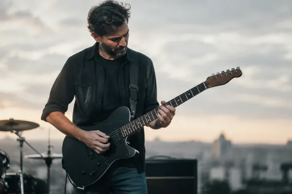 Fender Baritone Guitar for Beginners: A Complete Guide