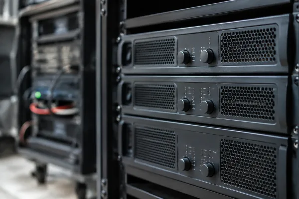 Rack Amps: A Complete Buyer's Guide