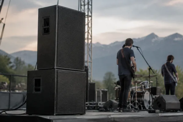 Peavey Speakers: A Complete Buyer's Guide
