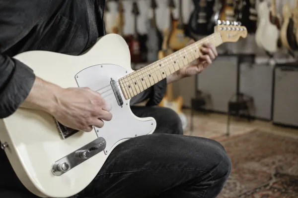 Fender Telecaster White: A Complete Buyer's Guide