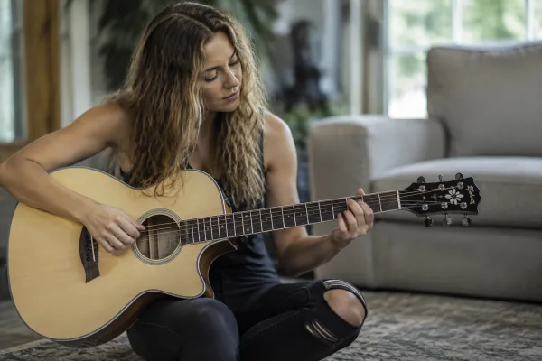 Daisy Rock Guitars: A Complete Buyer's Guide