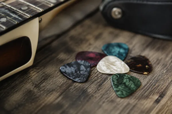 Fender Guitar Picks: A Complete Buyer's Guide