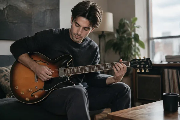 Epiphone Left Handed: A Complete Buyer's Guide