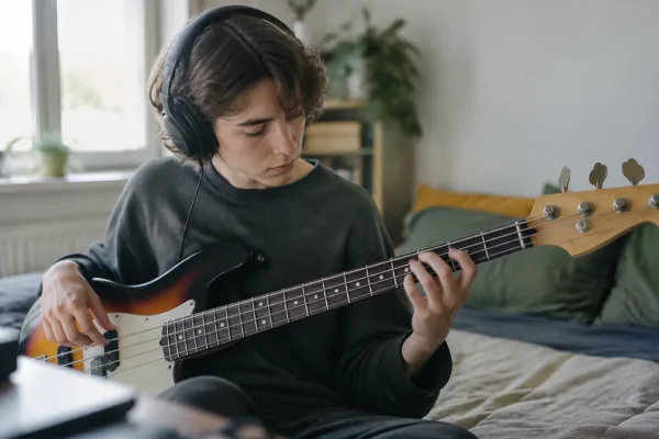 Bass Headphones Amp for Beginners: A Complete Guide