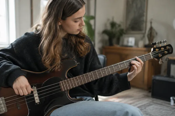Gibson Electric Bass Guitar for Beginners: A Complete Guide