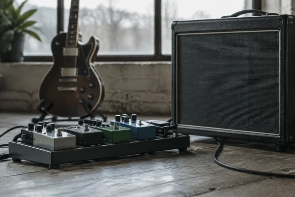 Guitar Pedal Amplifier: A Complete Buyer's Guide