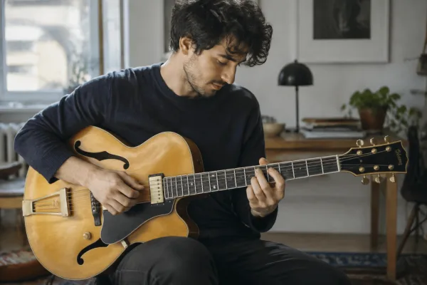 Epiphone Hollow Body for Beginners: A Complete Guide