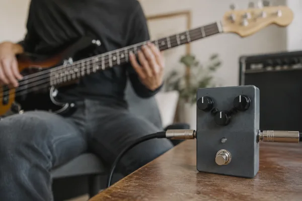 Bass Guitar Compressor Pedal: A Complete Buyer's Guide