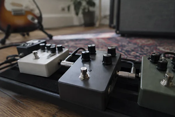 Pitch Shifter Effect Pedal: A Complete Buyer's Guide