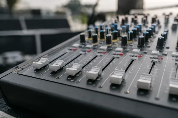4 Channel Mixing Desk: A Complete Buyer's Guide