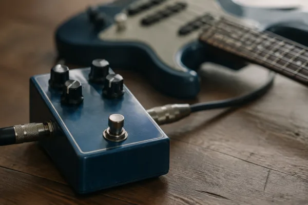 Distortion Pedals For Bass: A Complete Buyer's Guide