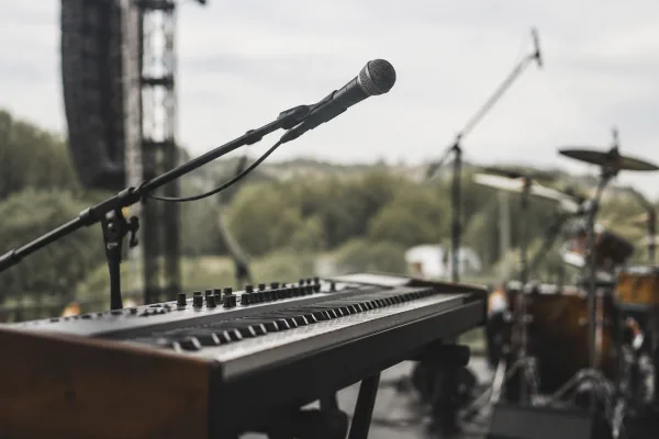Keyboards With Microphone: A Complete Buyer's Guide