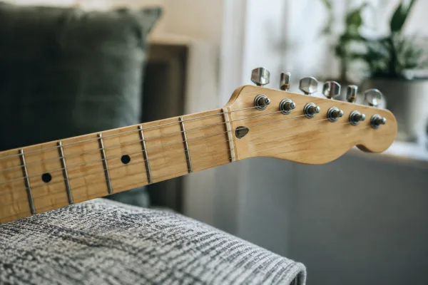 Fender Telecaster Guitar Neck for Beginners: A Complete Guide