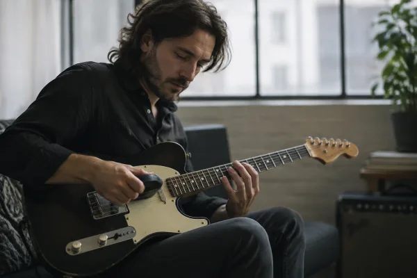E Bow Guitar for Beginners: A Complete Guide
