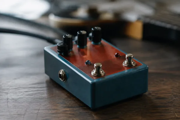 Guitar Pedal Harmonizer: A Complete Guide